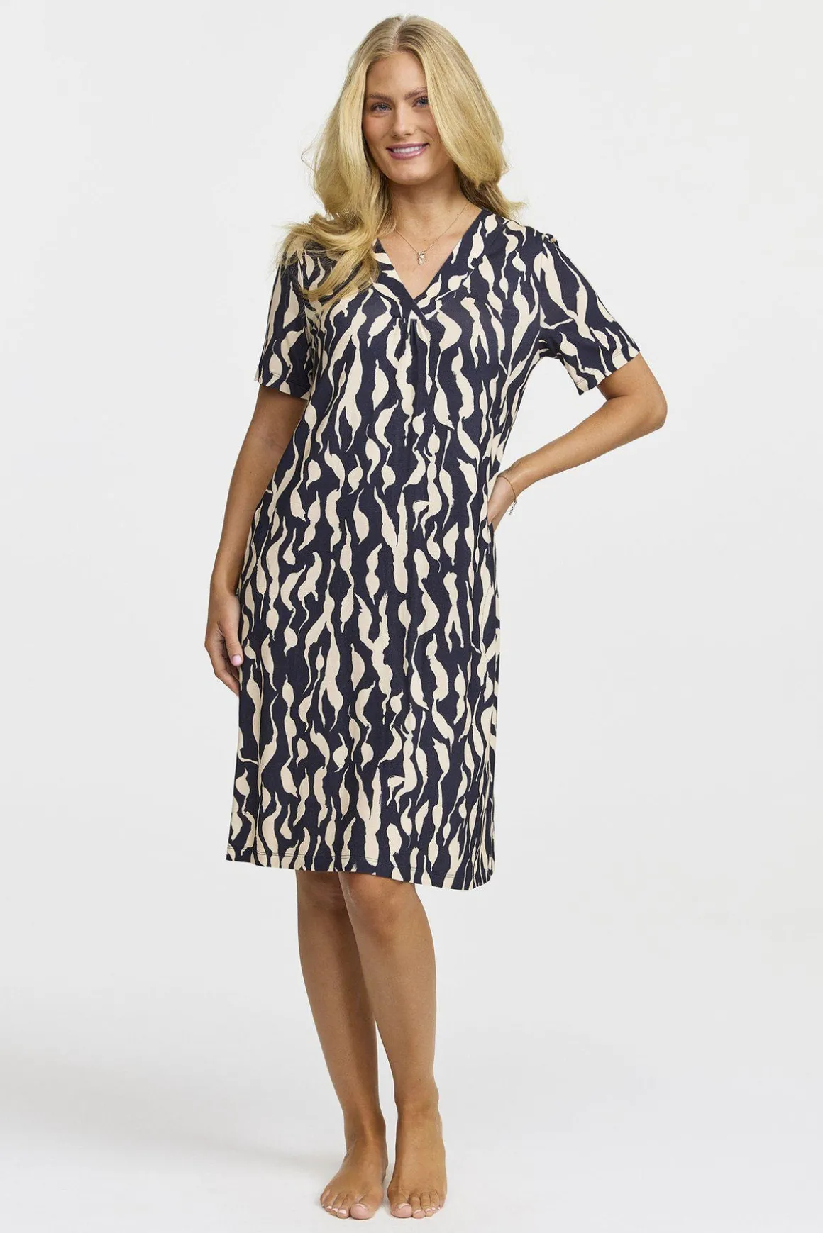 klnning__navybeige_0.webp Klänning - Navy/beige