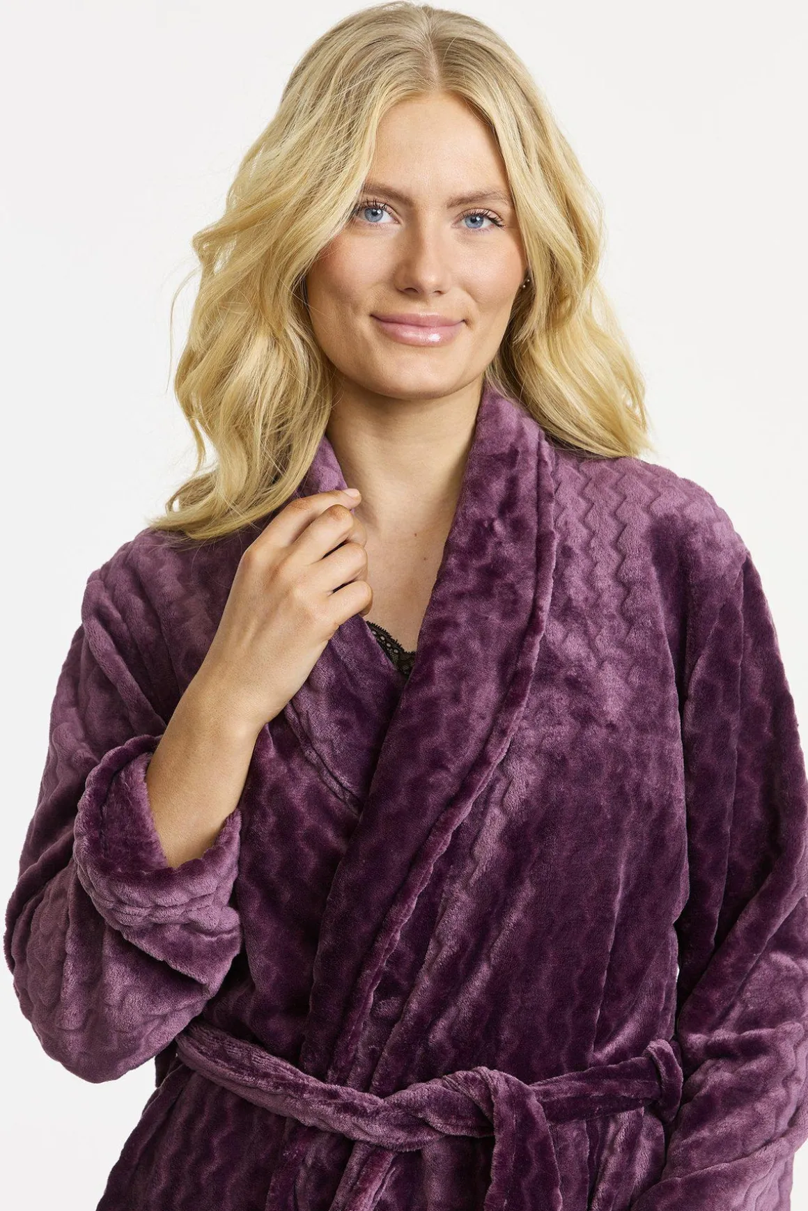 morgonrock__aubergine_1-3.webp Morgonrock - Aubergine