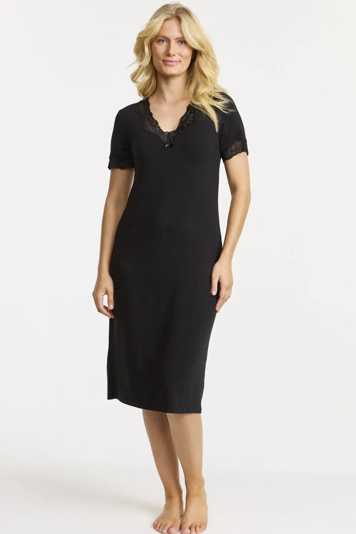 nattlinne__black_0-3.webp Nattlinne - Black