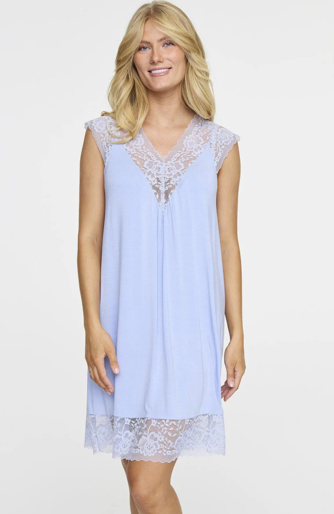 nattlinne__blue_lavender_0.webp Nattlinne - Blue lavender