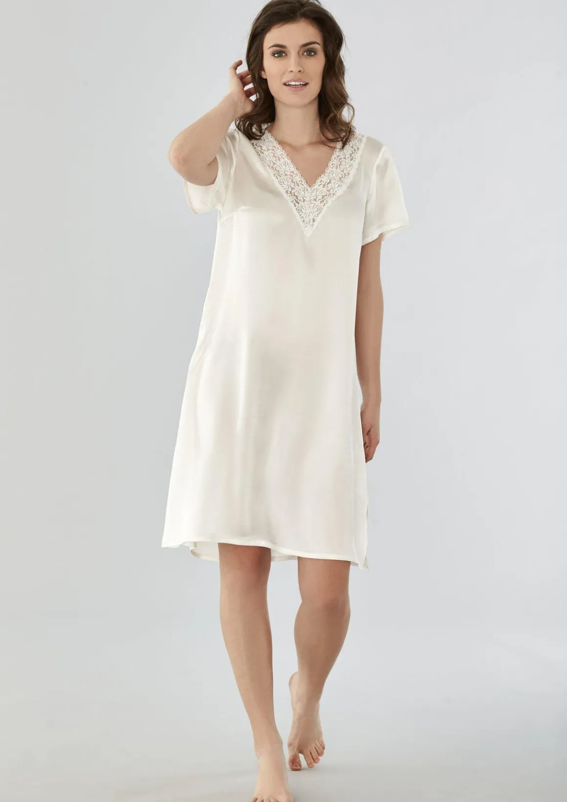 nattlinne_i_siden__ivory_0.webp Nattlinne i siden - Ivory