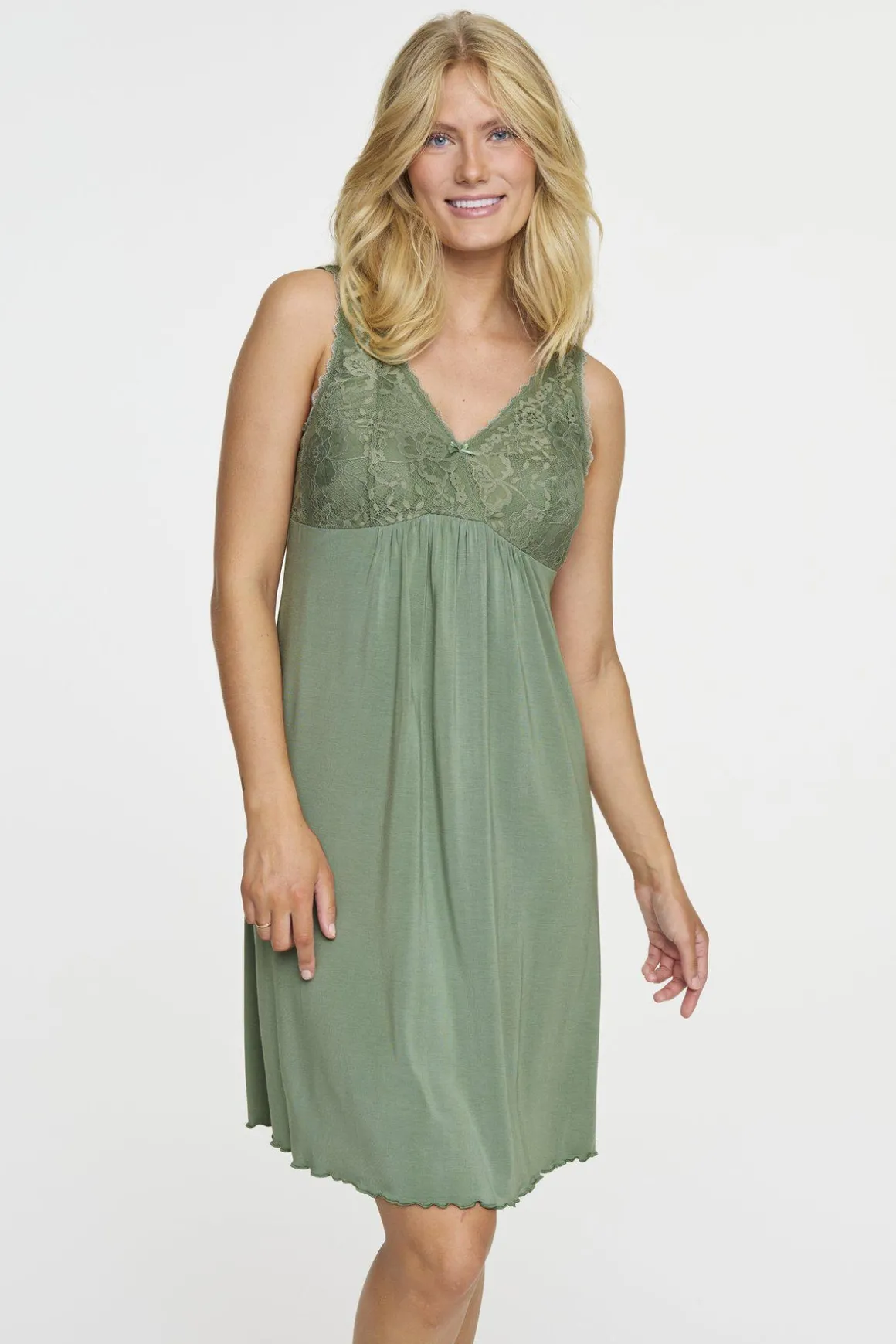 nattlinne_louise__light_o_0.webp Nattlinne Louise - Light olive