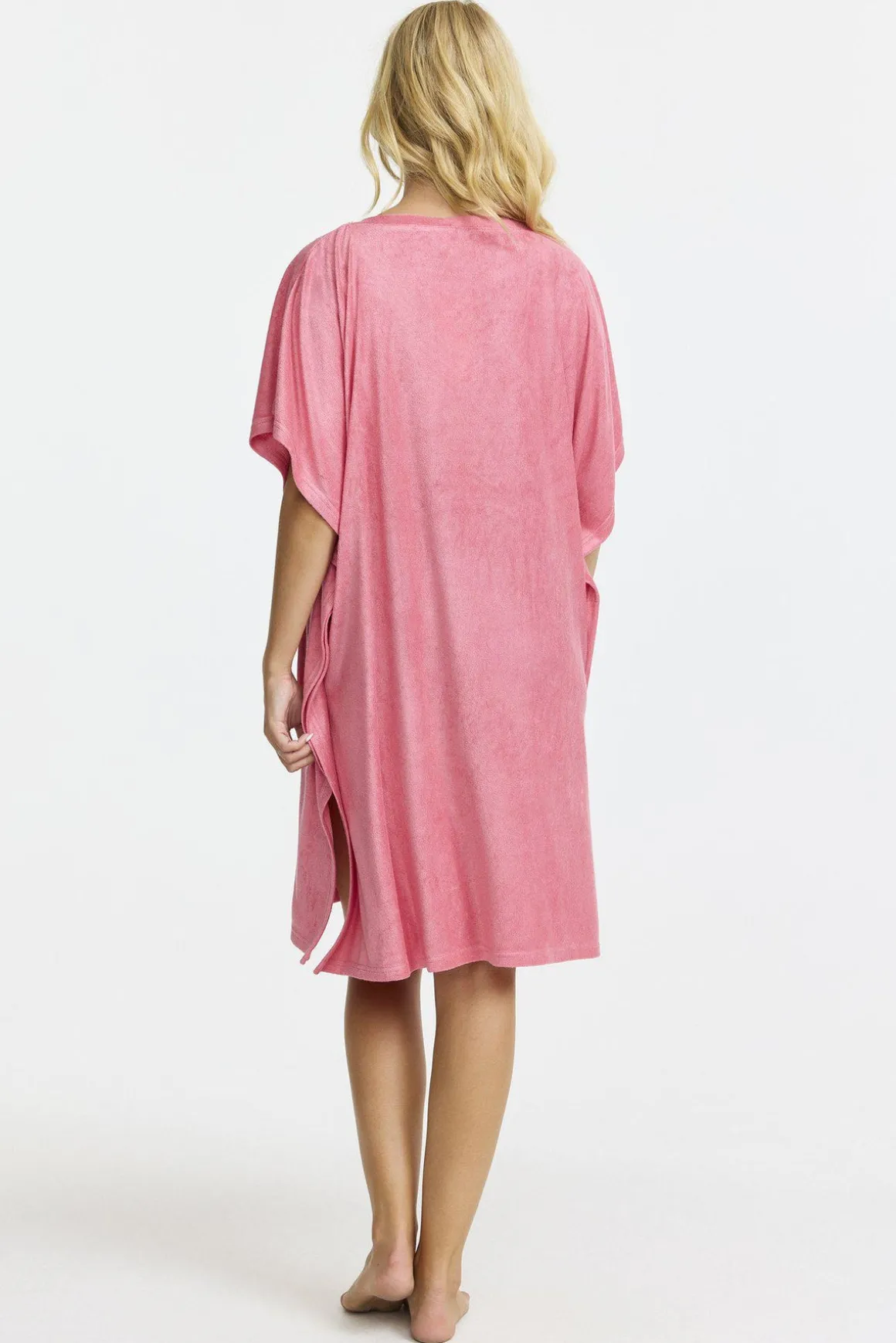 poncho__coral_red_1.webp Poncho - Coral red