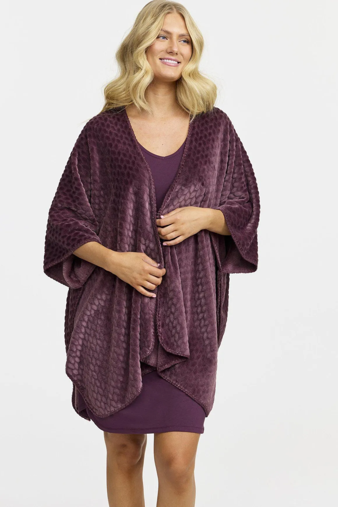 poncho__dark_plum_0.webp Poncho - Dark plum