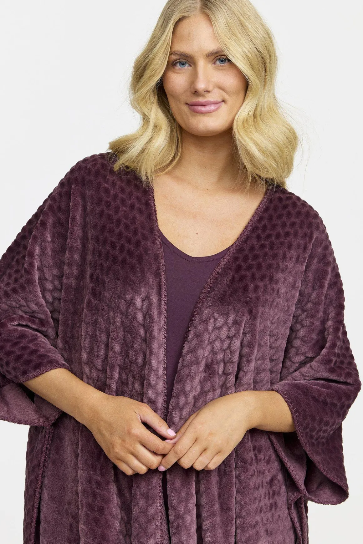 poncho__dark_plum_2.webp Poncho - Dark plum