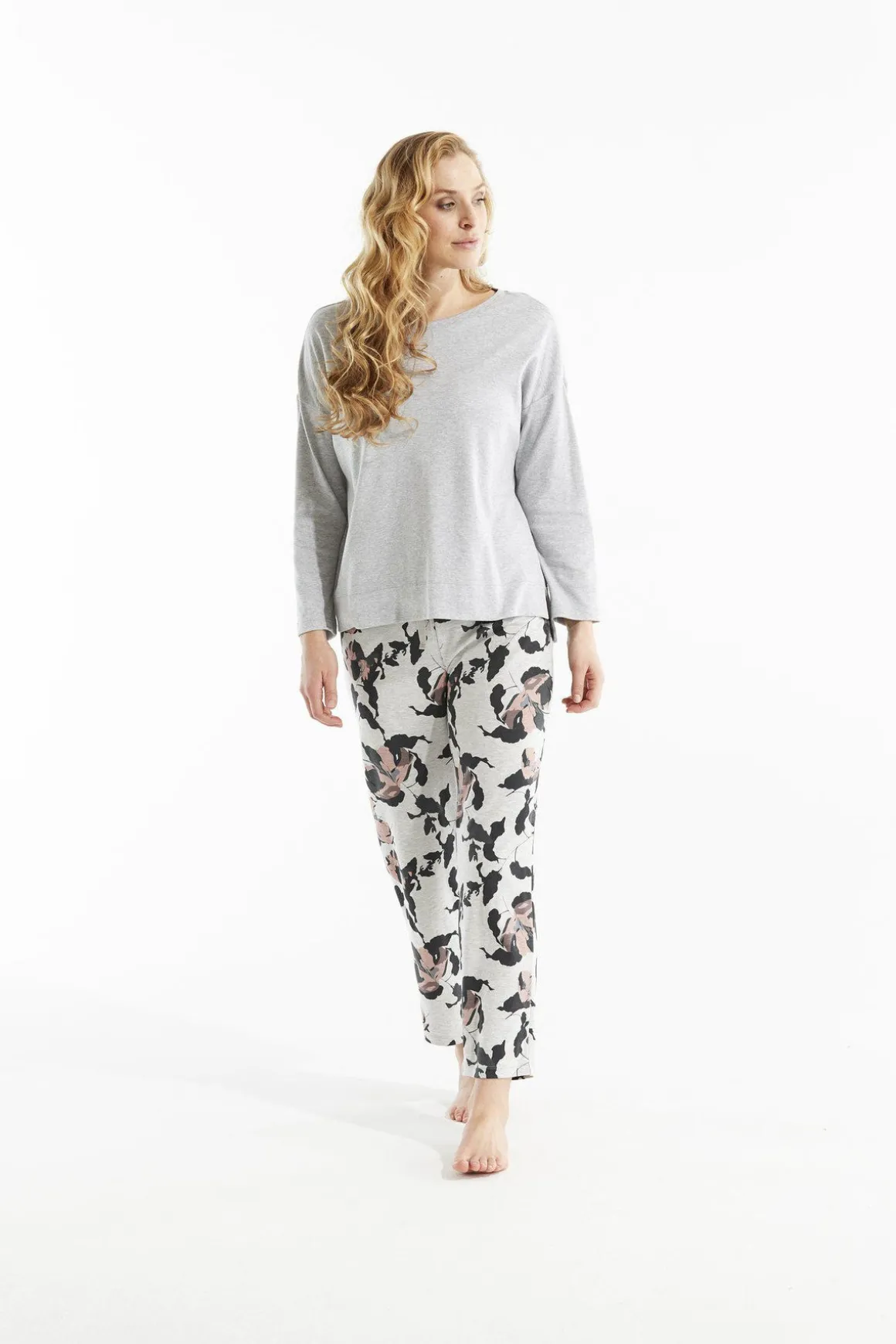 pyjamasbyxa__flower_0.webp Pyjamasbyxa - Flower